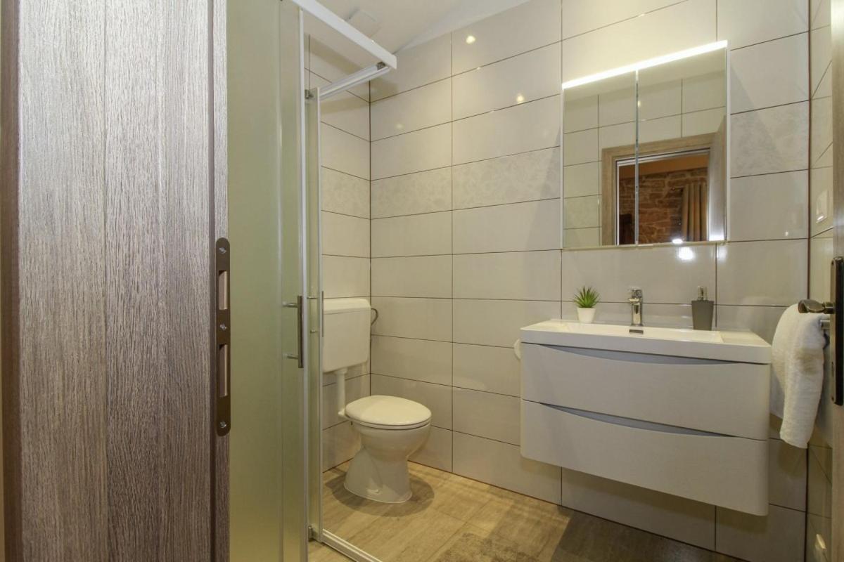 Villa Olea In Barat - Haus Fuer 6-8 Personen Канфанар Экстерьер фото