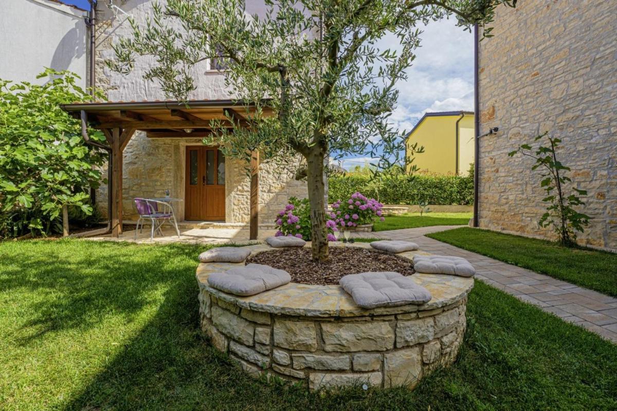 Villa Olea In Barat - Haus Fuer 6-8 Personen Канфанар Экстерьер фото